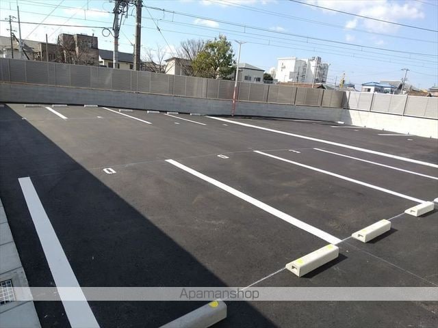 和歌山県和歌山市北出島[3LDK/97.7m2]の駐車場