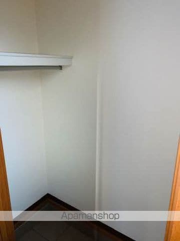 SHAMAISON水呑の内装写真