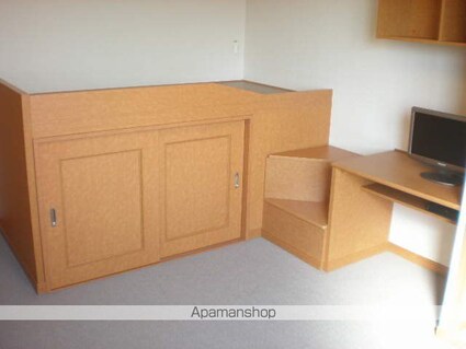 レオパレスＯＨＡＮＡ[1K/28.02m2]の玄関