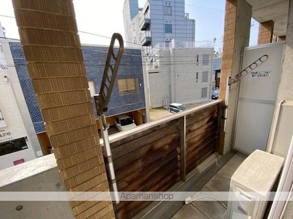 コリドールエスト[1R/25.5m2]のバルコニー