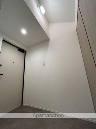 ＬｉｖｅＦｌａｔ西荻窪[1R/30.36m2]の玄関