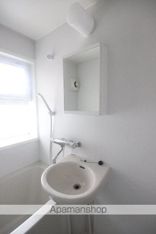 鈴ヶ台団地分譲住宅O棟の内装写真