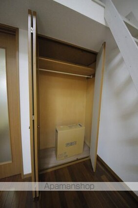 レジデンス拾弐番館[1K/18m2]の収納