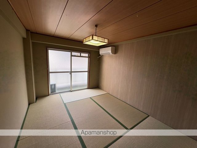 ヒカリ617の内装写真