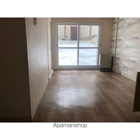 ヒルサイド山の手フラットの内装写真
