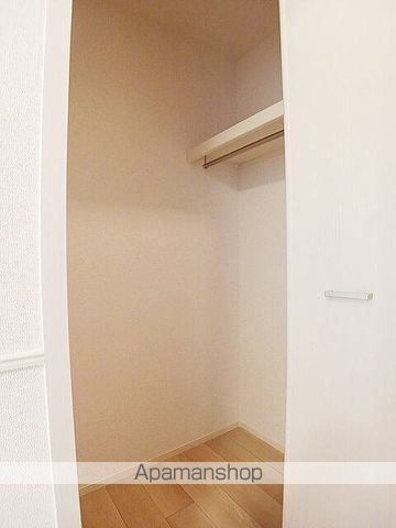 ヴィア ラッテアVの内装写真