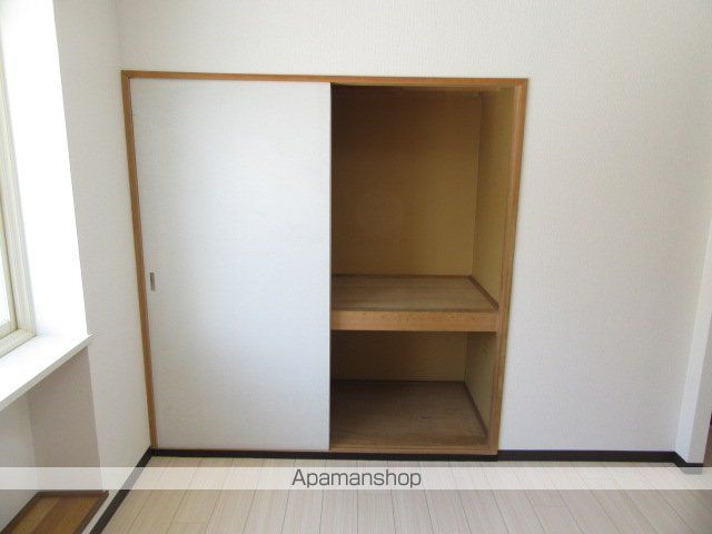 ホワイトコートカヤ8の内装写真