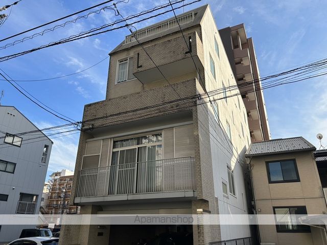 ポポラートヴィラの外観写真