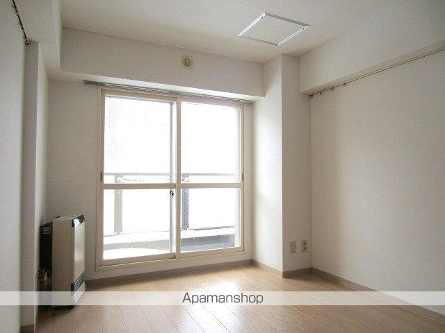 メゾンクレスト元町の内装写真