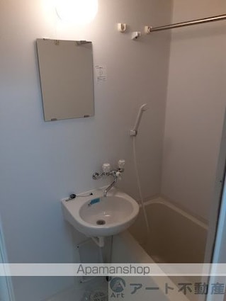 インペリアル志津川[1K/22.68m2]のバス