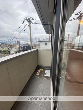 ユニヴェール　Ａ棟[1LDK/37.79m2]のバルコニー