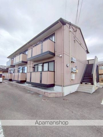 ブリーズ日高の外観写真