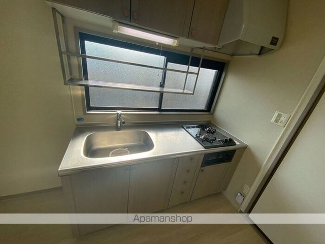 ハイカムール 南 B棟の内装写真