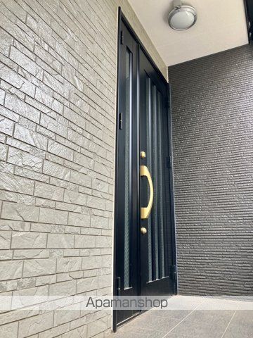 石神井町戸建の玄関写真