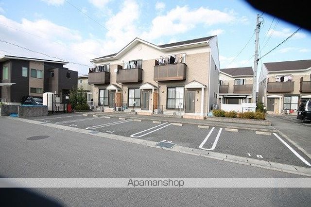 プラッサムコート日永Bの玄関写真