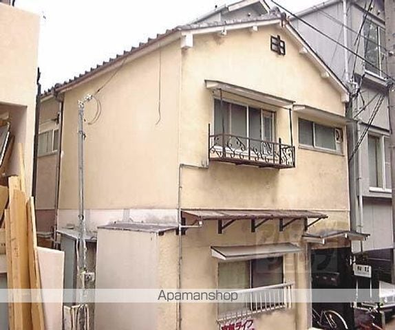 レオパレス西ノ京吽の外観写真