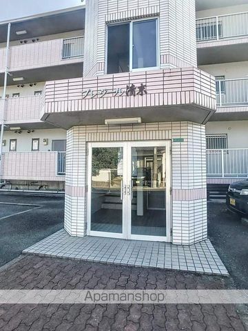プレジール清末の玄関写真