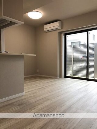 東京都渋谷区代々木４丁目[1LDK/50.82m2]のリビング・居間