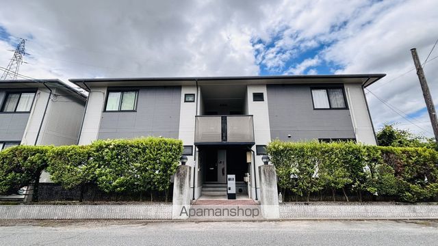 グレイス・クレセント B棟の外観写真