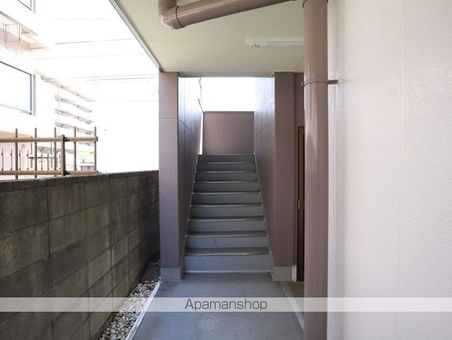 STプラザ台町の玄関写真