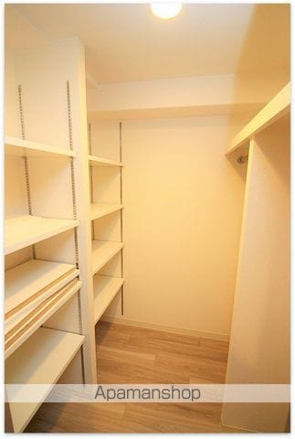 プレサンス松屋町GRACEの内装写真