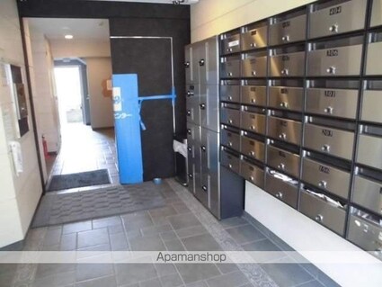 コスモリード高円寺イースト[1K/23.29m2]のエントランス1