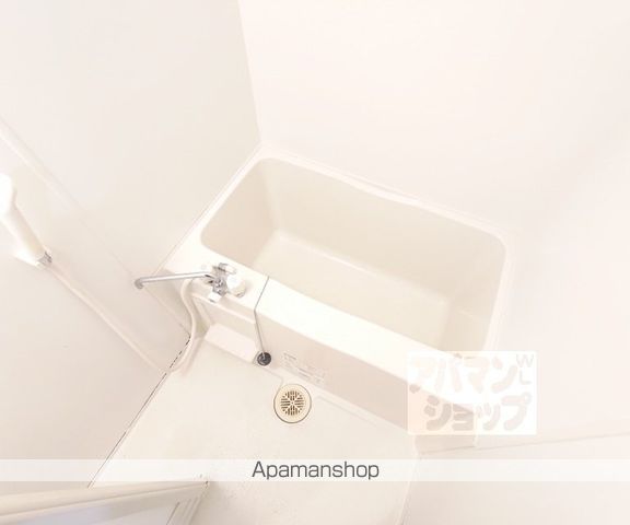 グロリアス八条の内装写真