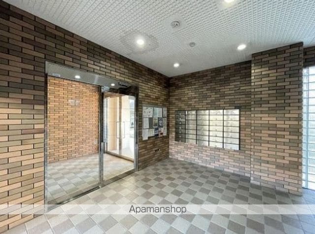 ロマージュ水前寺IIの玄関写真