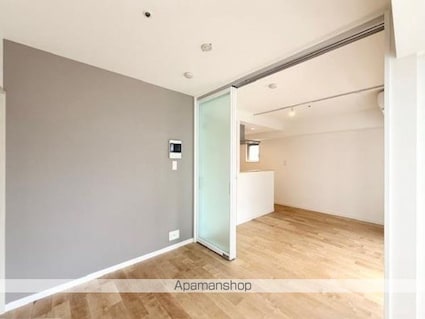 アールプライム大手町[1LDK/31.42m2]の玄関