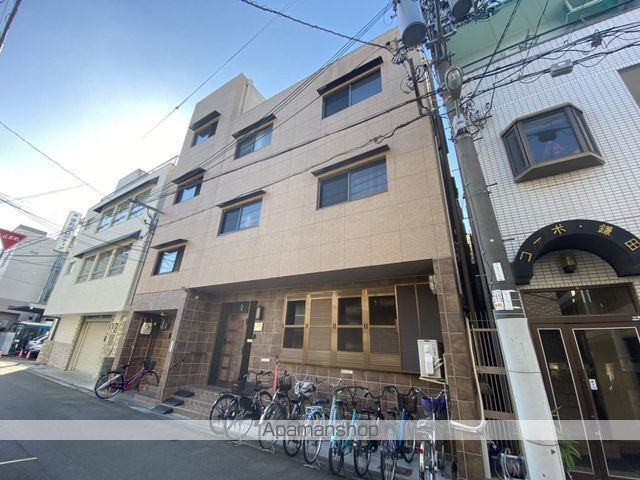 クリスタル勝山の外観写真