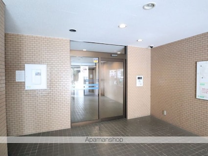 ユーハウス鶴舞Ⅱ[1LDK/71.43m2]のロビー1