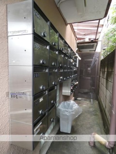 メゾン・ド・バルセル[1R/18.83m2]の共用部4