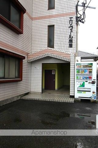 エリヴェール鹿屋の玄関写真