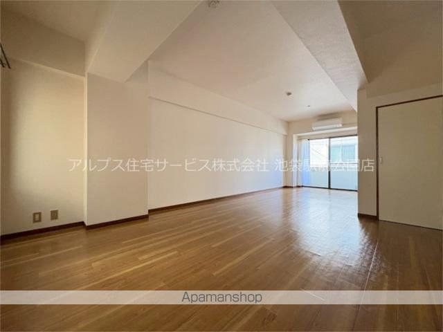 穂積目白館の内装写真
