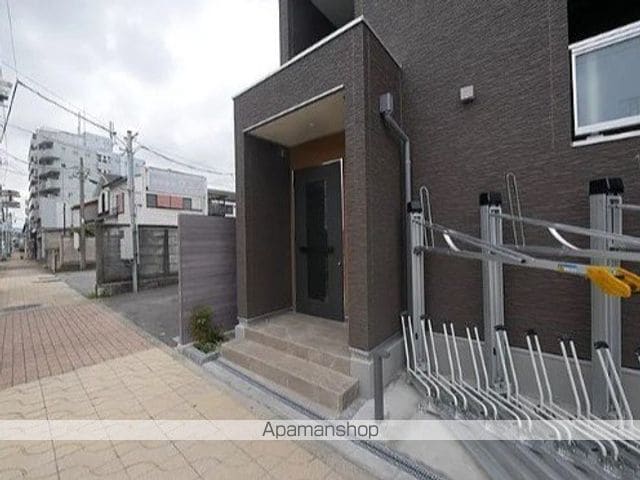 グレイス本厚木IIIの玄関写真