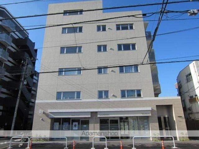ブランネージュの玄関写真