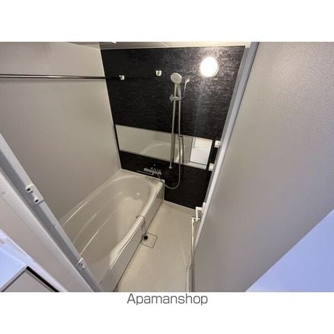 スプランディッド新大阪VIIIの内装写真