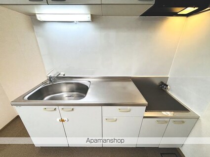 高島ハイツ２号棟[1LDK/34.7m2]のキッチン