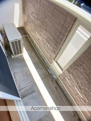 シャン・ミリューⅡＤ[1R/33.15m2]のバルコニー