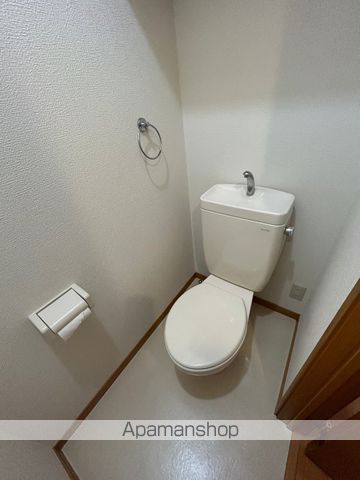 フレアウエストの内装写真