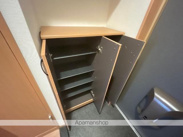 グリーン アースの内装写真