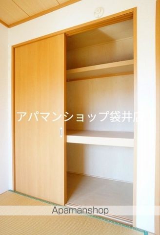 ゼファーBの内装写真