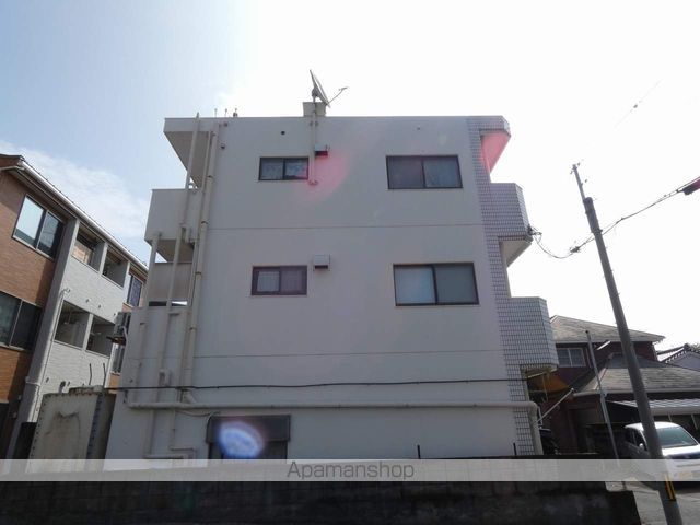 ホワイトハイツの外観写真