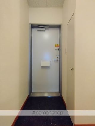 レオパレスおうみ[1K/21.81m2]の玄関