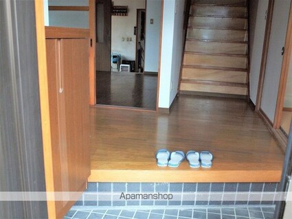 プメハナ[7DK/246.7m2]の玄関