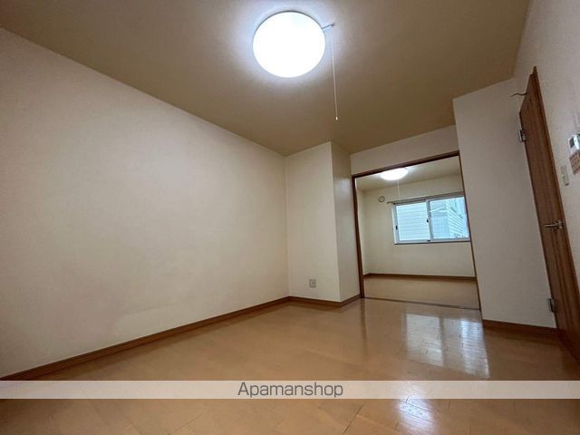 TEANA 弐番館の内装写真