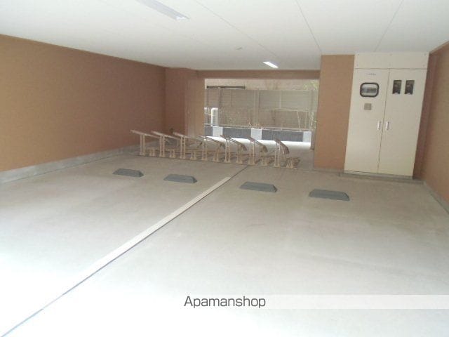 GRANDIRのその他写真