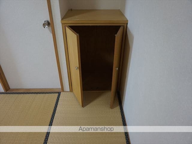 三共ユタカビルの内装写真