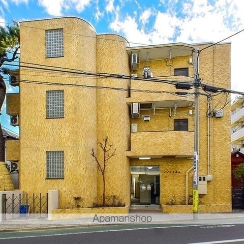 メゾン久我山の玄関写真