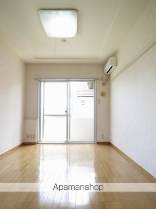 東京都世田谷区梅丘３丁目[1R/16.18m2]のリビング・居間